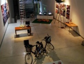 El arte emerge del garaje de casa