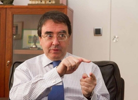 Galván: "Es injusto que un universitario pague el triple en Madrid que en Galicia"