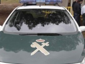 Apuñalan a un guardia civil tras robarle