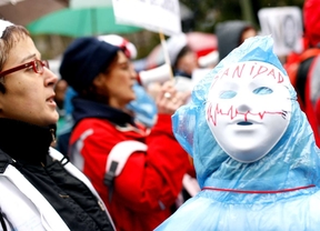 El TSJM mantiene la suspensión de la externalización sanitaria para evitar "perjuicios de imposible reparación"