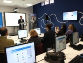 Alcobendas acerca las nuevas tecnologías a sus vecinos