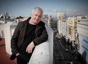 Víctor Manuel: "Internet ha vaciado el mundo de la música"