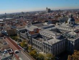 El TS reduce la pena a una maltratada que atacó a policías por tardar en atenderla