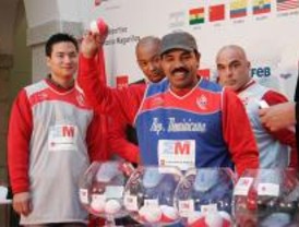 180 inmigrantes disputarán el Mundialito de baloncesto
