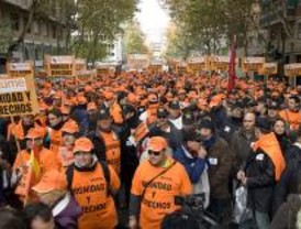 Cientos de militares protestan contra la Ley de Carrera Militar