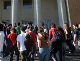 El 2,5 por ciento de los universitarios madrileños estudia fuera de la región