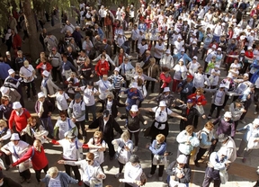Más de 1.000 participantes en la Marcha Popular de Mayores de Las Rozas
