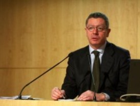 Las encuestas dan mayoría absoluta a Gallardón