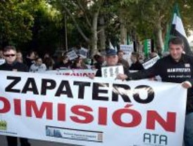 Medio millar de autónomos se manifiestan en Madrid contra la falta de financiación