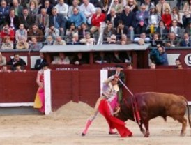 Granados muestra su rechazo a la iniciativa popular que pretende prohibir los toros