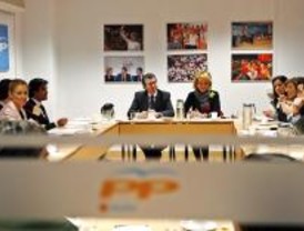 El PP de Madrid no expedientará 'de momento' a los imputados del Gürtel
