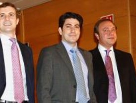 El PP aprueba en solitario el dictamen que exculpa a la Comunidad de los espías