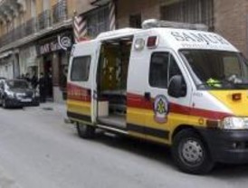 Dos heridos tras el choque de un turismo y un taxi en la Castellana