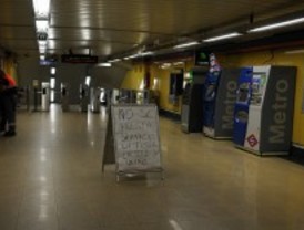 CC OO se querella contra Echeverría por prevaricar al fijar los servicios mínimos de la huelga de Metro