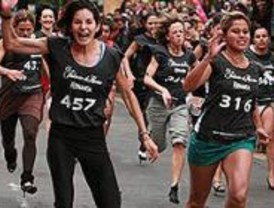 Más de 5.000 mujeres participarán en la primera Carrera Internacional de la Mujer
