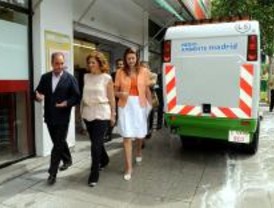 Limpieza general en 48 calles de Moratalaz