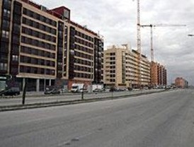Adjudicatarios de una promoción de viviendas en Vallecas podrían quedarse sin ellas por 'cambios en sus circunstancias'