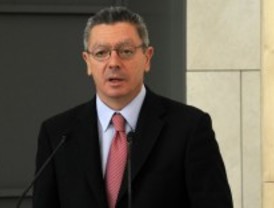 Gallardón plantea el copago de la justicia