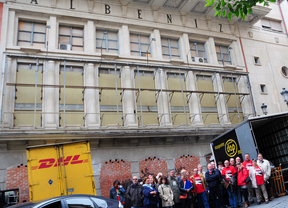 Una función en la puerta del Albéniz reclamará su conservación