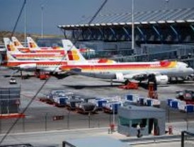 Madrid pedirá que AENA mida el ruido de las operaciones terrestres de Barajas