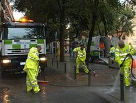 El Ayuntamiento de Madrid retiró más de 43.000 kilos de basura de Colón