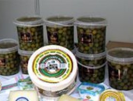 Seis detenidos por robar 700 kilogramos de aceitunas en una finca