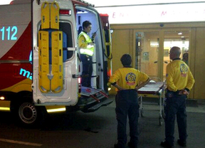 La ambulancia del Samur, a las puertas de la maternidad