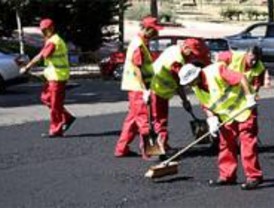 Madrid invierte 1,9 millones para pavimentar la ciudad en verano