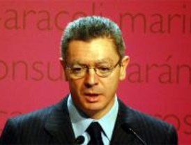 Gallardón aboga por el diálogo social para salir de la crisis
