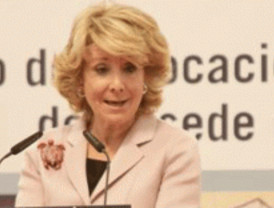 Aguirre, a favor de defender a las víctimas del franquismo