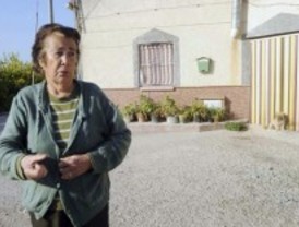 La Guardia Civil busca a un hombre que mató a golpes a una anciana e hirió a otras dos en plena calle