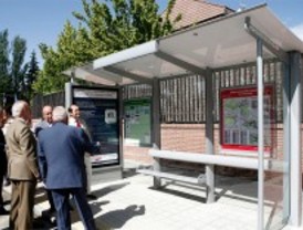 El vandalismo acaba con unas 500 paradas de autobús al año