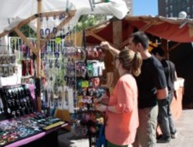 Todos los domingos se celebrará un mercadillo vecinal en Barajas