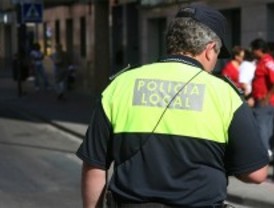 Parla transforma coches patrulla en ambulancias