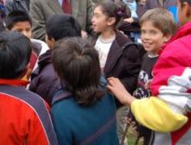 Trece familias madrileñas acogerán a niños refugiados de Chechenia y Georgia