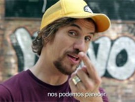 Macaco anima a terminar la escuela