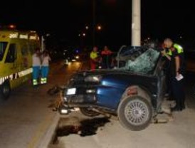 Muere un joven en Alcorcón al colisionar su coche contra una farola