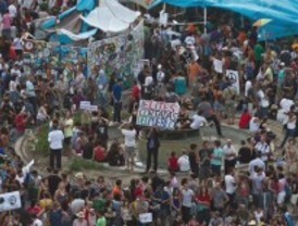 El 15-M cumple tres meses con la vista puesta en el 20-N