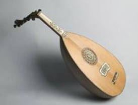Más de 70 instrumentos musicales se exponen en Hortaleza