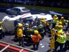 Tres personas resultan heridas en un choque múltiple en Plaza de España