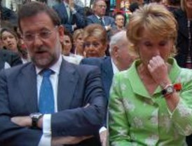Rajoy contará con Aguirre en su equipo 'si ella quiere'