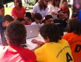 Tres piscinas públicas de Moncloa ofrecen biblioteca y conexión a Internet