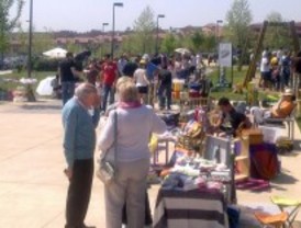 Mercadillo vecinal en Paracuellos del Jarama