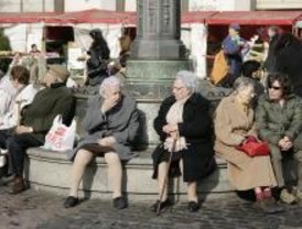 Madrid crea un departamento para trámites de dependencia