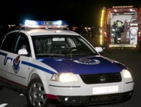 Un joven muere al caer por un puente cuando intentaba huir tras provocar un accidente