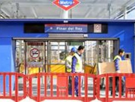 Aguirre inaugura la estación de Pinar de Rey en la Línea 8