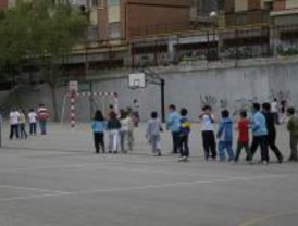 157 colegios abren durante el puente para conciliar