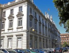 El TC valorará la supresión de la paga extra