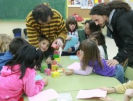 Cerca de 400 escolares tricantinos participaron en las jornadas lúdicas de Navidad