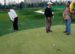 Vecinos y ecologistas alegan contra el campo de golf del Canal